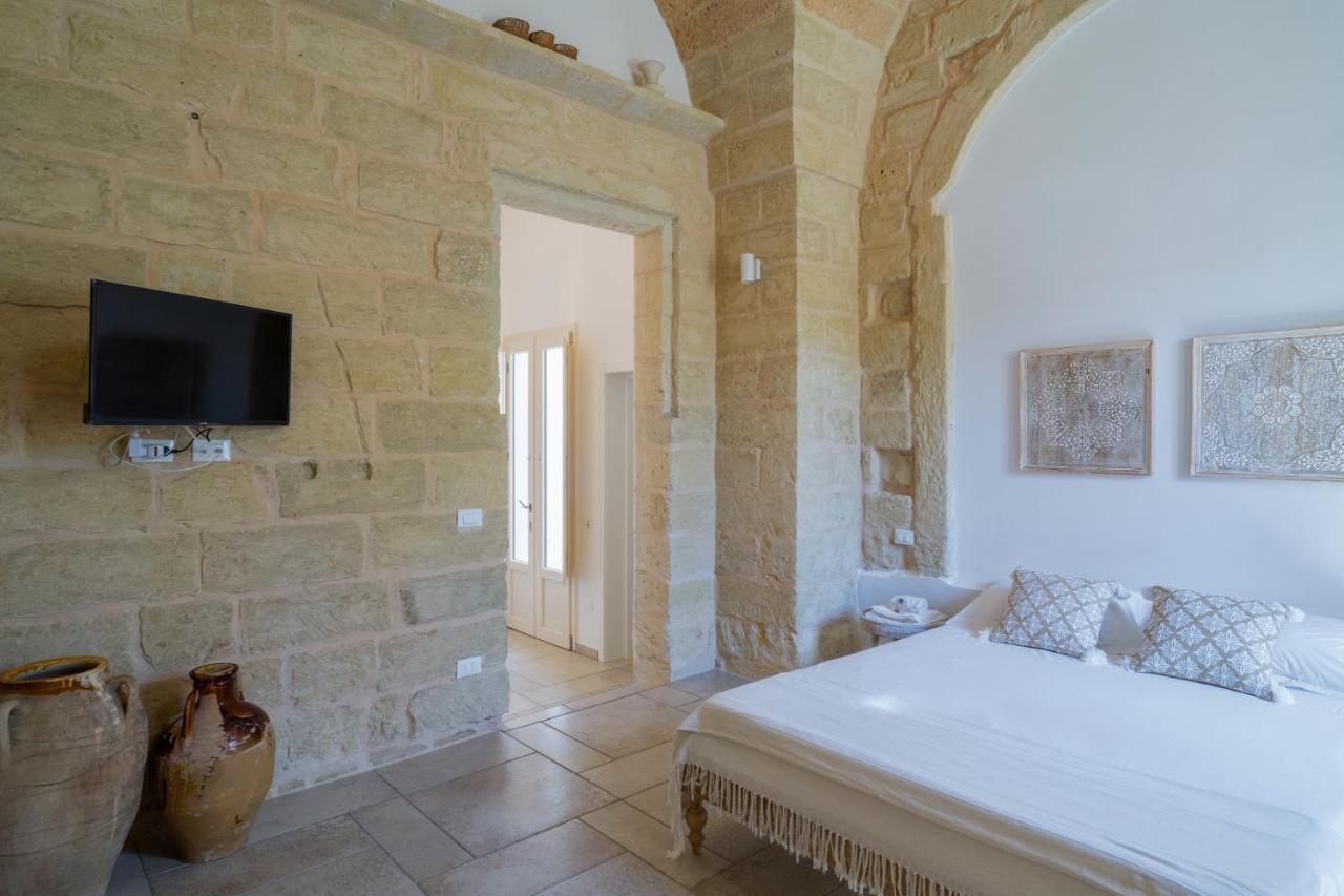 Acquarica Li Perrini Boutique B&B מראה חיצוני תמונה